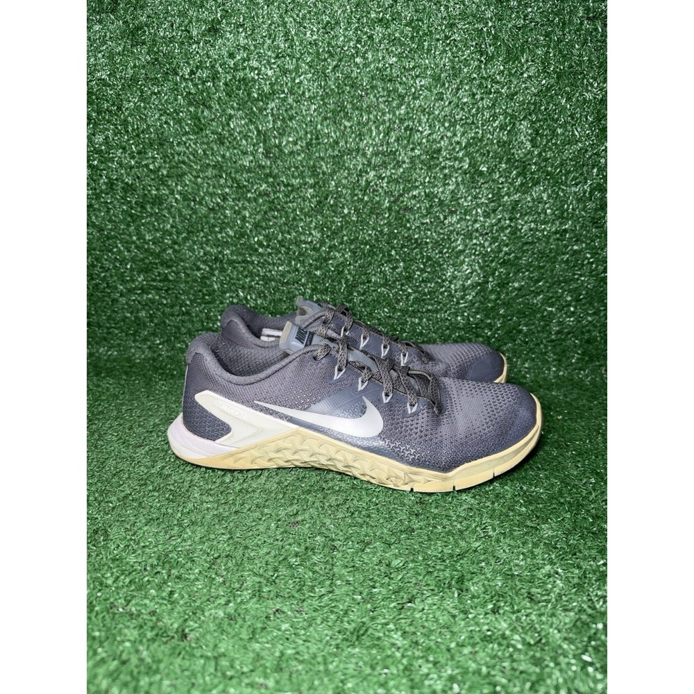 Nike Metcon ID Womens Size 8 Grey Running Shoes Comfort Gym Sneakers AR5136-991